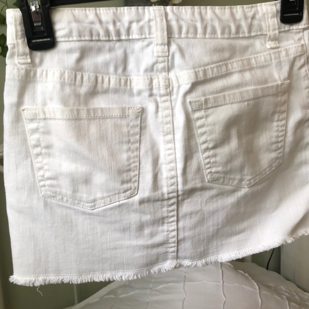 white cherokee jean skirt - Picture 2 of 4